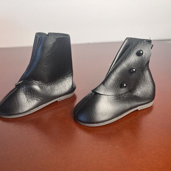 18" Doll Shoes Lot Rain Boots - Mary Janes - Sneakers -Faux Leather Lot 7 pairs - Picture 10 of 16